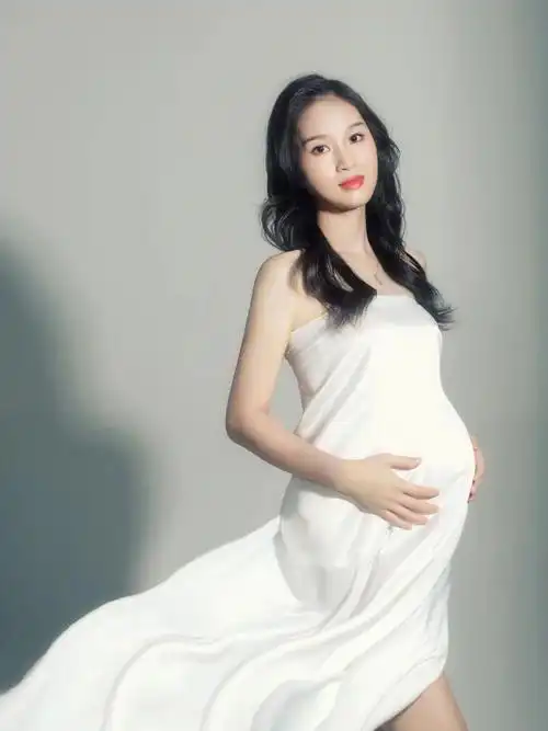 超好看的孕妇照