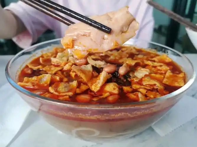 "大片鸡肉螺蛳粉 "