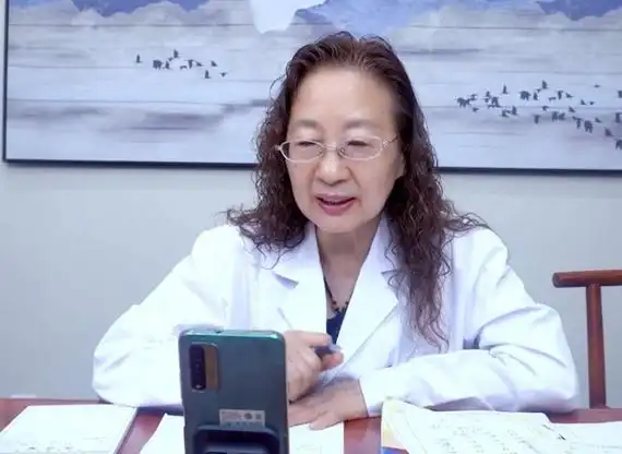 云太医名中医王梅主任甲状腺结节就是一团痰包一张方子清热降逆软坚