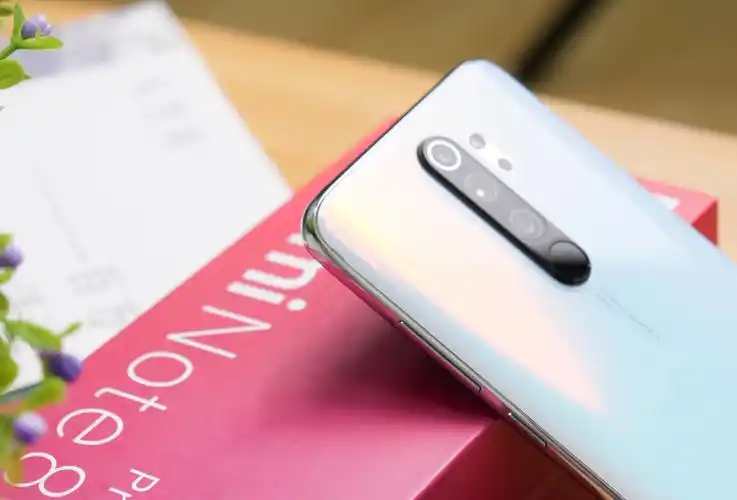 五彩斑斓的白redminote8pro图赏