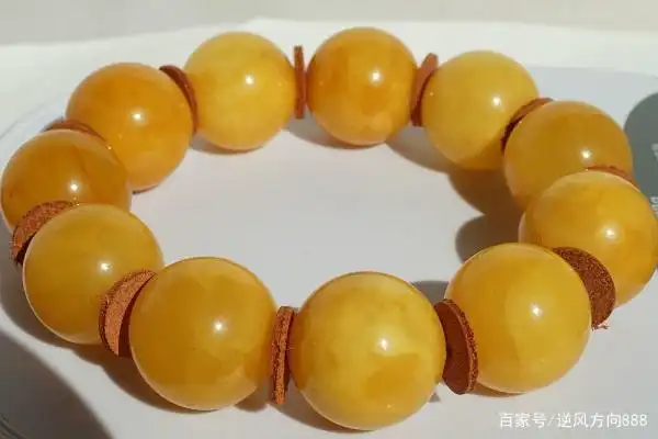 蜜蜡盘玩前后对比