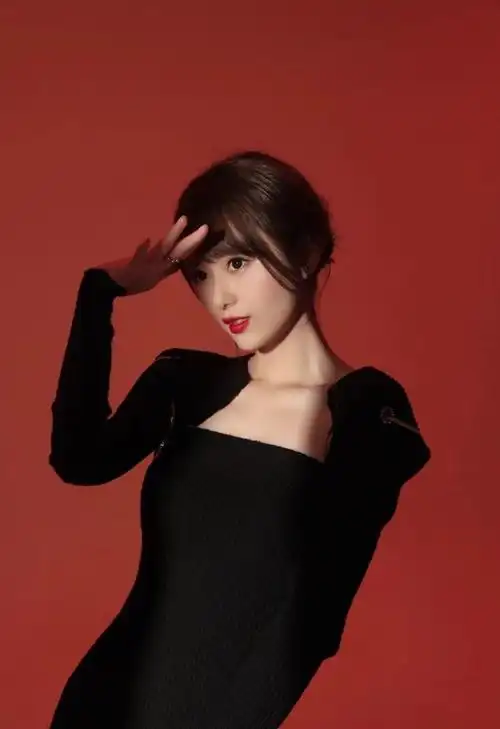 ",腾讯体育nba美女主播:王小七