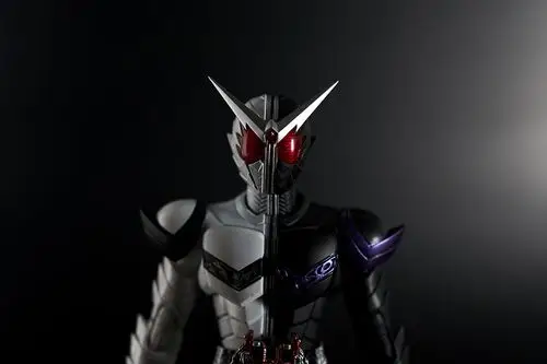 假面骑士獠牙王牌