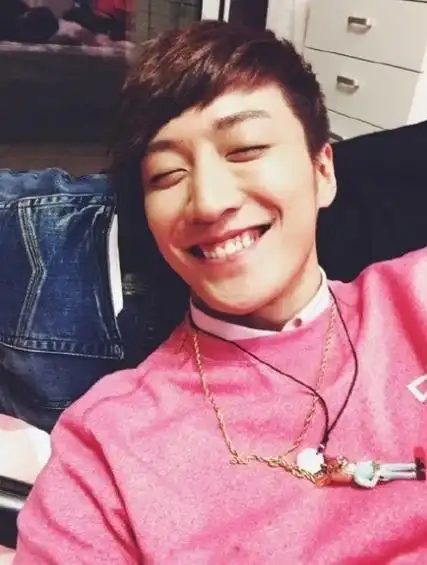 乔任梁肠子外翻图片(乔任梁究竟经历了什么)_金纳莱网