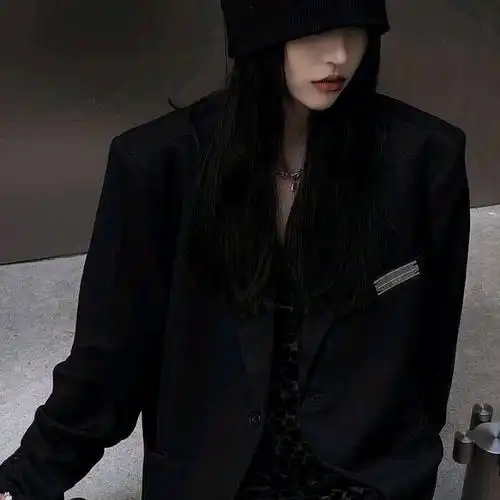 帽子控御姐头像