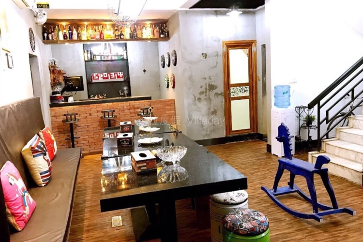 目的地 广州·市区轰趴馆 > 番禺·妙趣轰趴(洛溪店)(房屋编号:22315)