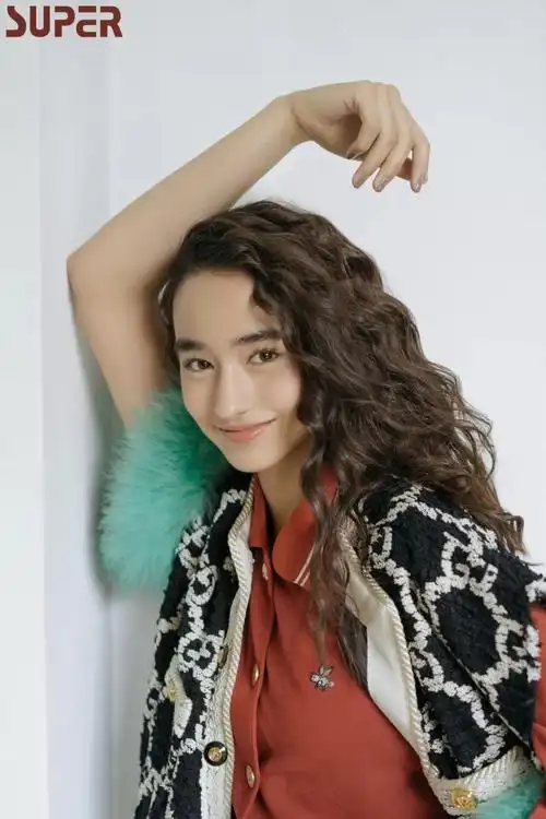 in her shoes | 专访《叶问4》女主角李宛妲:满分的童年长什么样?