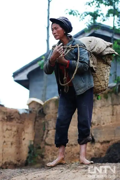 大凉山深处的贫穷世界