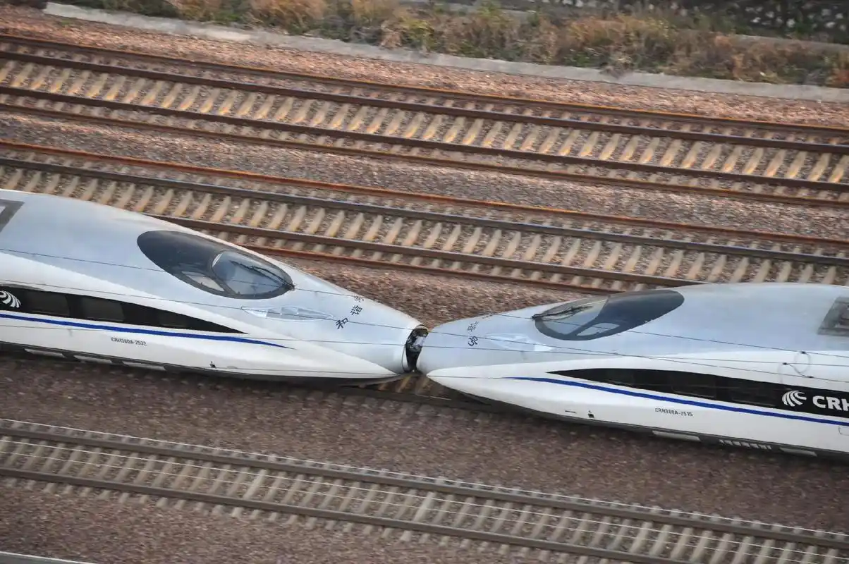 crh380a型电力动车组,是中国标准动车组(cr400)的 - 抖音