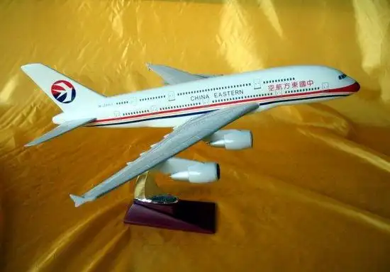 a380客机,早前传出东航退订大量空客订单的消息以制衡欧盟对航空业