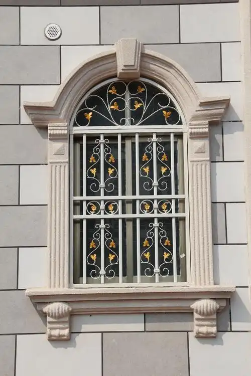 人们在选择防盗网的时候会注重些什么呢?【阳仕数控】