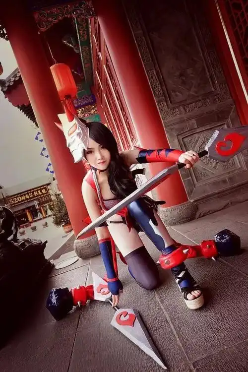 游戏cos丨王者荣耀信念之刃阿轲 谁说冷艳御姐阿珂不能笑!