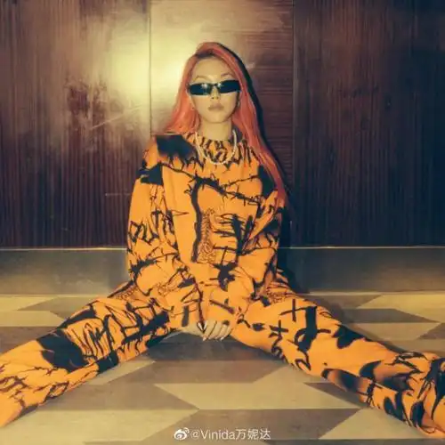 看完热辣女rapper万妮达突然有勇气尝试欧美风了