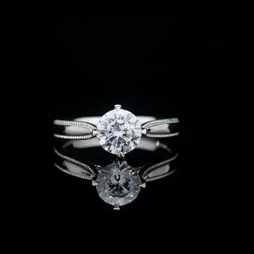 四爪一克拉钻戒