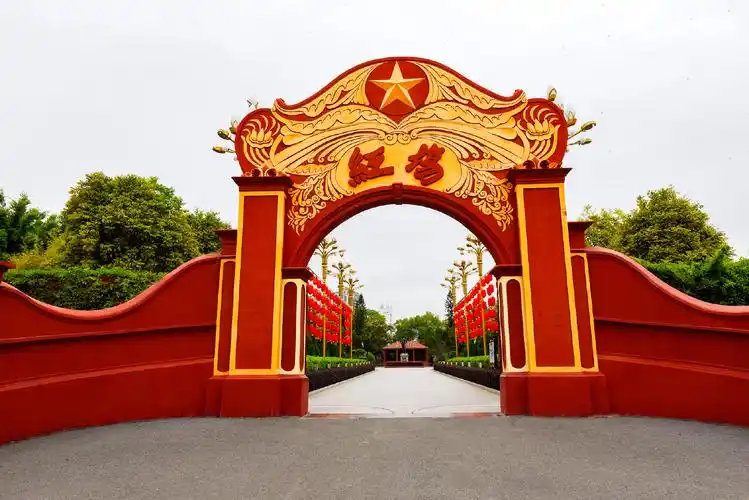 地址:汕尾市海丰县海城镇南门社区红场路13号门票:无17,新山村这里