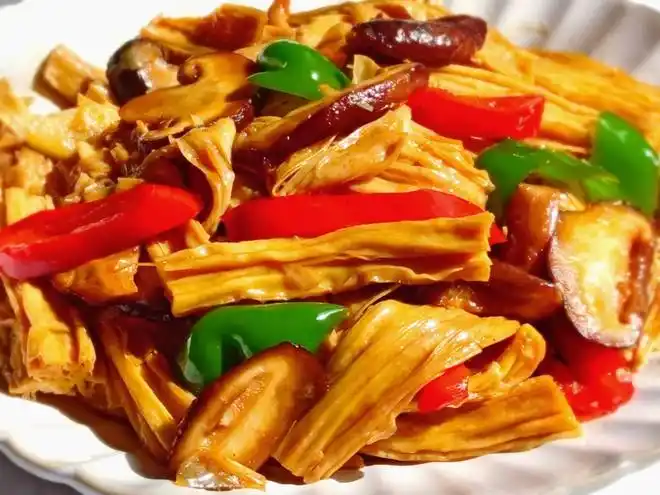 香菇烧腐竹的做法