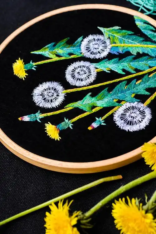 刺绣蒲公英