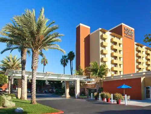 登洛杉矶西部福朋喜来登饭店 (four points by sheraton los angeles