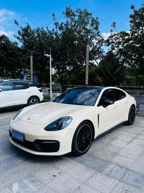 帕拉梅拉 一口奶茶🥤_保时捷panamera社区_易车社区