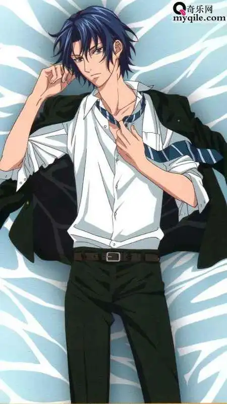 求一张幸村精市躺着扯领带的图片