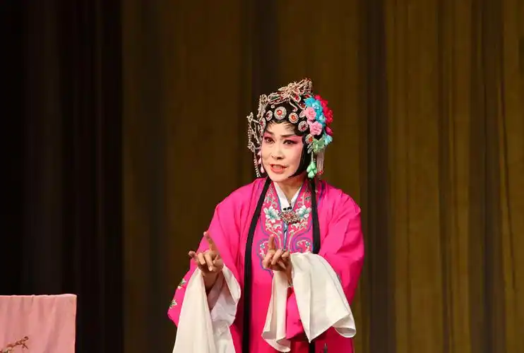 国家艺术基金川剧中国行重庆川剧院成都站演出三瓶醋图片主演孙勇波续