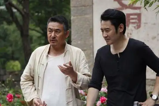 北京世纪万峰影视文化传播有限公司联合出品的电视剧《槐树花开》昨日