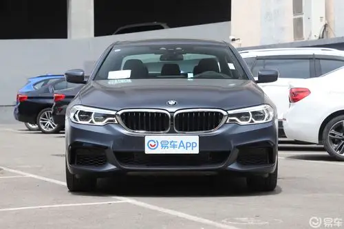 【宝马5系2020款540i 风尚版 m运动套装正前水平汽车图片-汽车图片