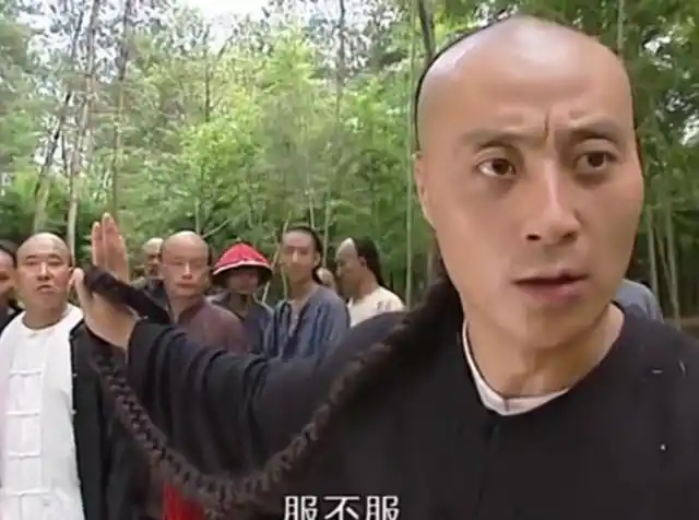 神鞭20东洋武士来挑战傻二神鞭结果被打的落花流水傻二真厉害