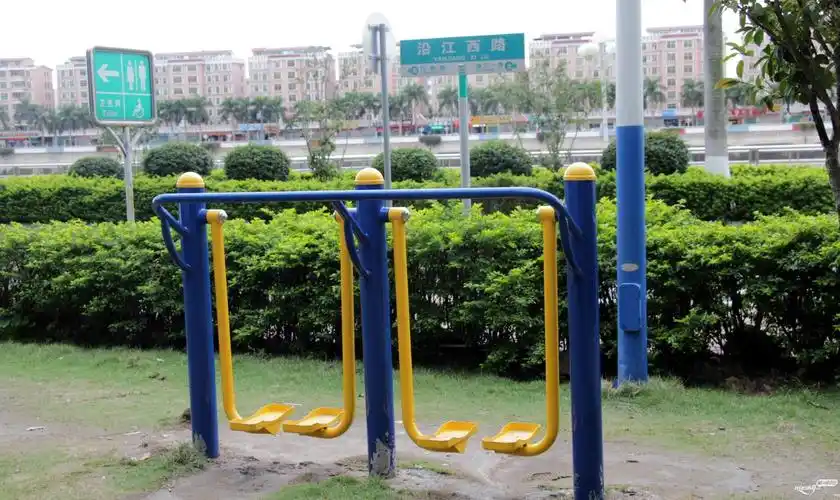 全民健身工程在公共场所各社区到处都是