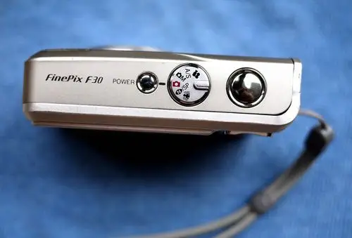 出索尼w320 卡片机