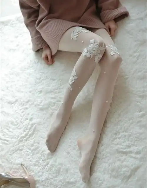 有没有腿特别好看的女生的壁纸推荐? - 知乎