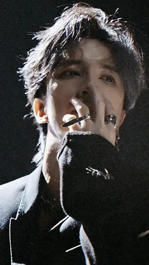 薛之谦壁纸#薛之谦##薛之谦天外来物巡回演唱会##薛之谦演唱会