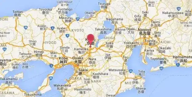 经过多年的战争,丰臣秀吉成为织田信长的实质接班人,当时在他之下的