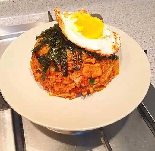 泡菜五花肉炒饭