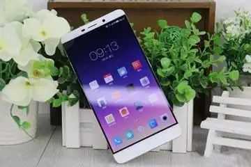 华为p9max曝光:安兔兔跑分逆天达到7.3万