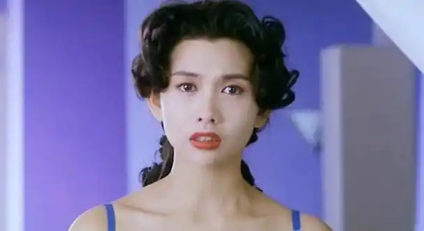 《古惑仔》26年,8位"大姐头"现状,有人路边摆摊,有人身家亿