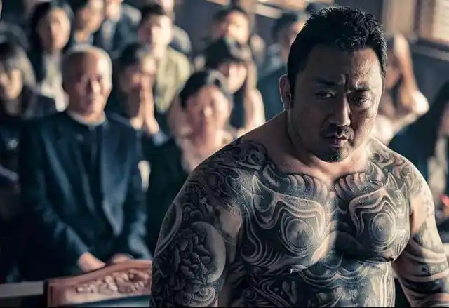 硬汉马东锡,身材魁梧被称韩国最后的男人,手臂训练动作分享给你