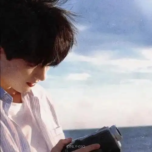 情侣头像丨不明显单人可用情头