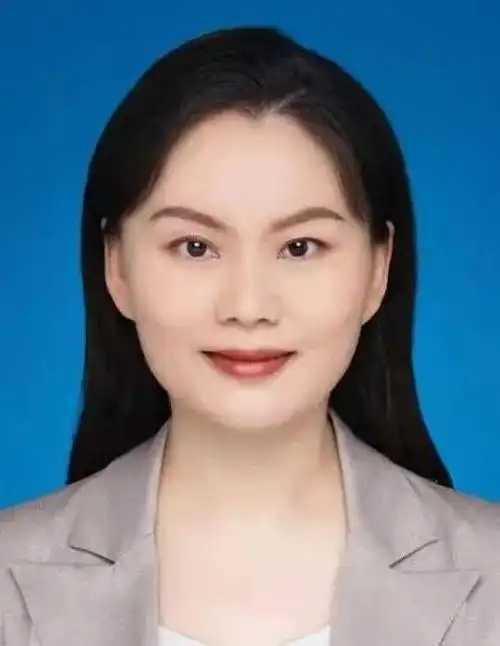 80后女县长接任县委书记