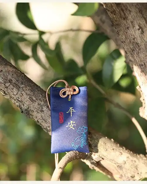 中国风复古祈愿礼盒装香囊祈福袋车载挂件香薰福袋平安挂件御守香包