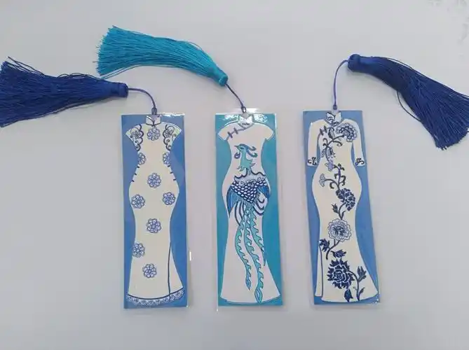 小小书签蕴爱智 方寸之间有天地