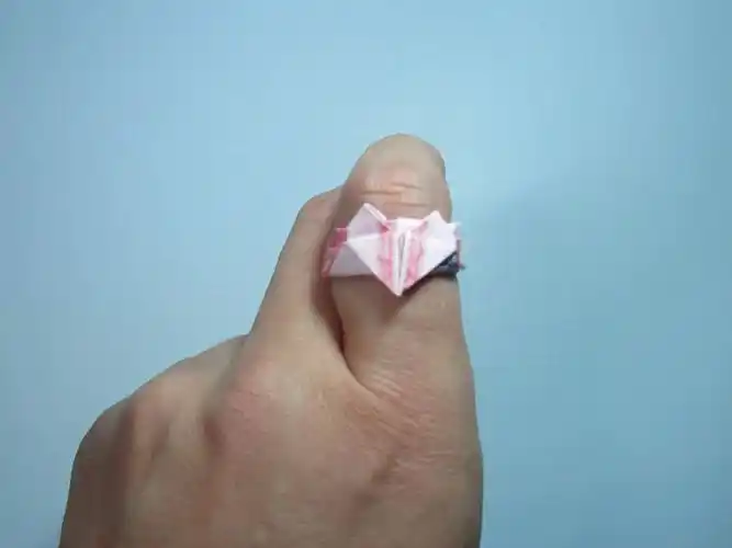 用钱折纸戒指如何用人民币折纸爱心戒指详细图解