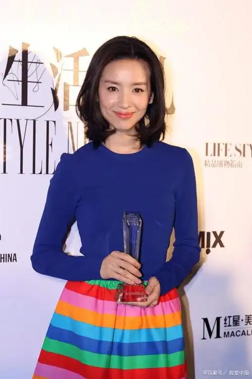 43岁董洁,丝毫不显老,宛如"冰冻少女",实在太美了!