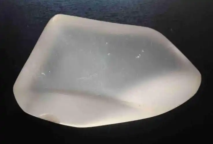 翡翠赌石中的水沫子是什么玩意儿?