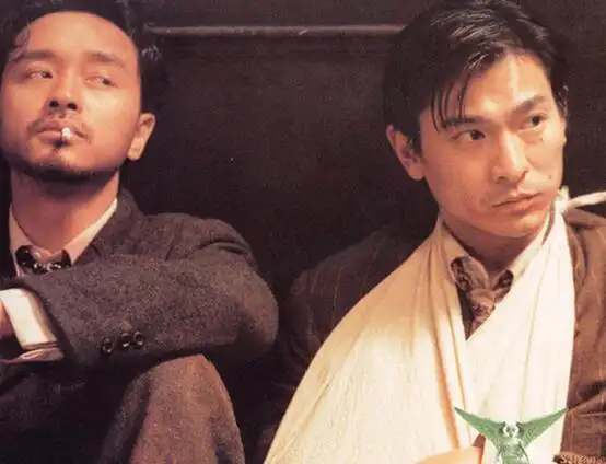 上海滩》是由潘文杰执导,徐克监制的民国黑帮剧情片,由张国荣,刘德华