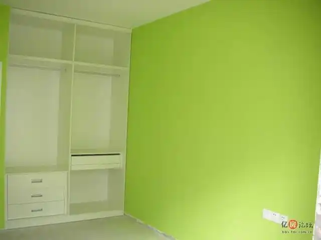 宝绿色油漆_装修浅绿色油漆不均匀_装修油漆步骤