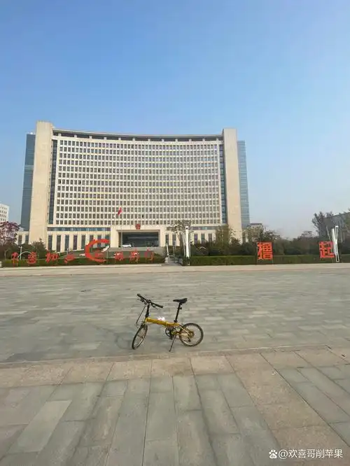 曹县这座县城是目前山东省内骑过的"县"里城市规划最好的,无论是环境