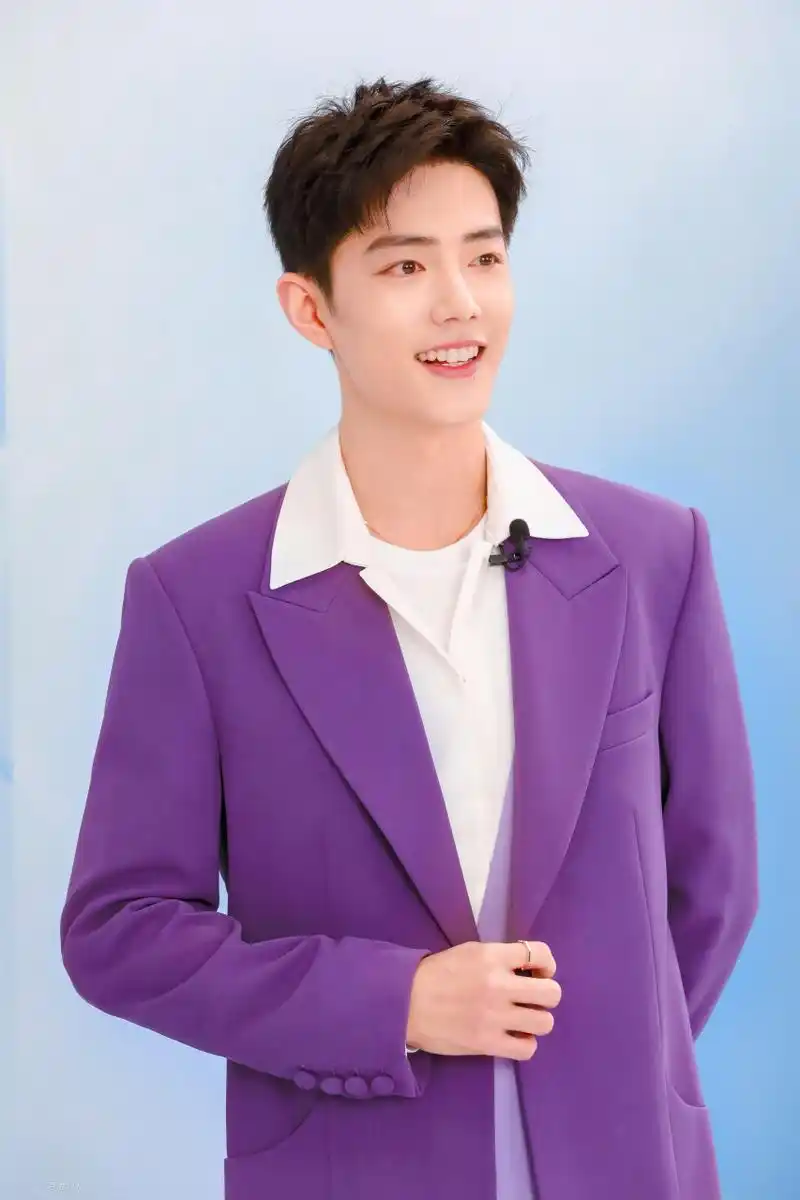 肖战#   今天是紫色的战战@肖战   #肖战顾魏# #肖战余生请多指教