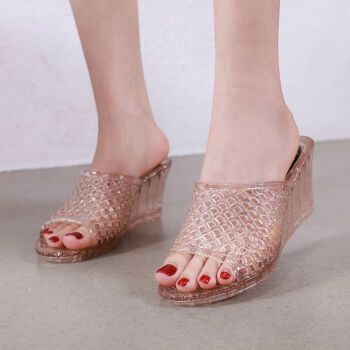 大唐喜乐牛拖鞋女夏季浴室防滑防臭水晶坡跟拖鞋外穿时尚塑胶防水凉拖