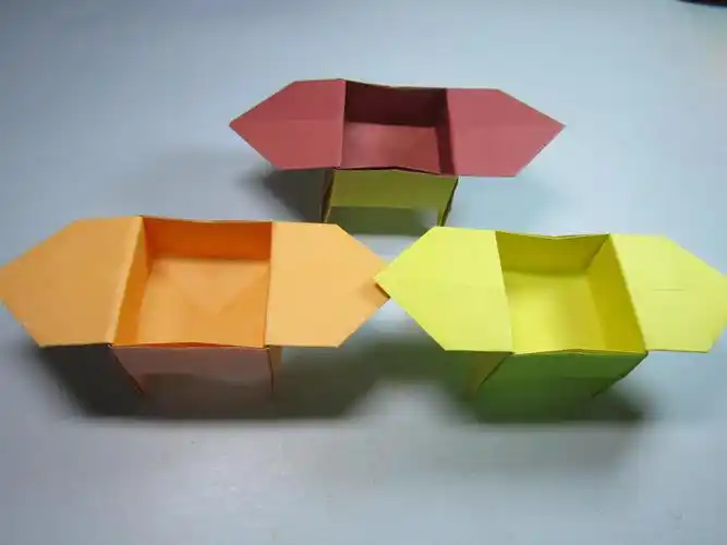 儿童手工折纸书桌收纳盒,简单像鼎一样的收纳盒子折法视频